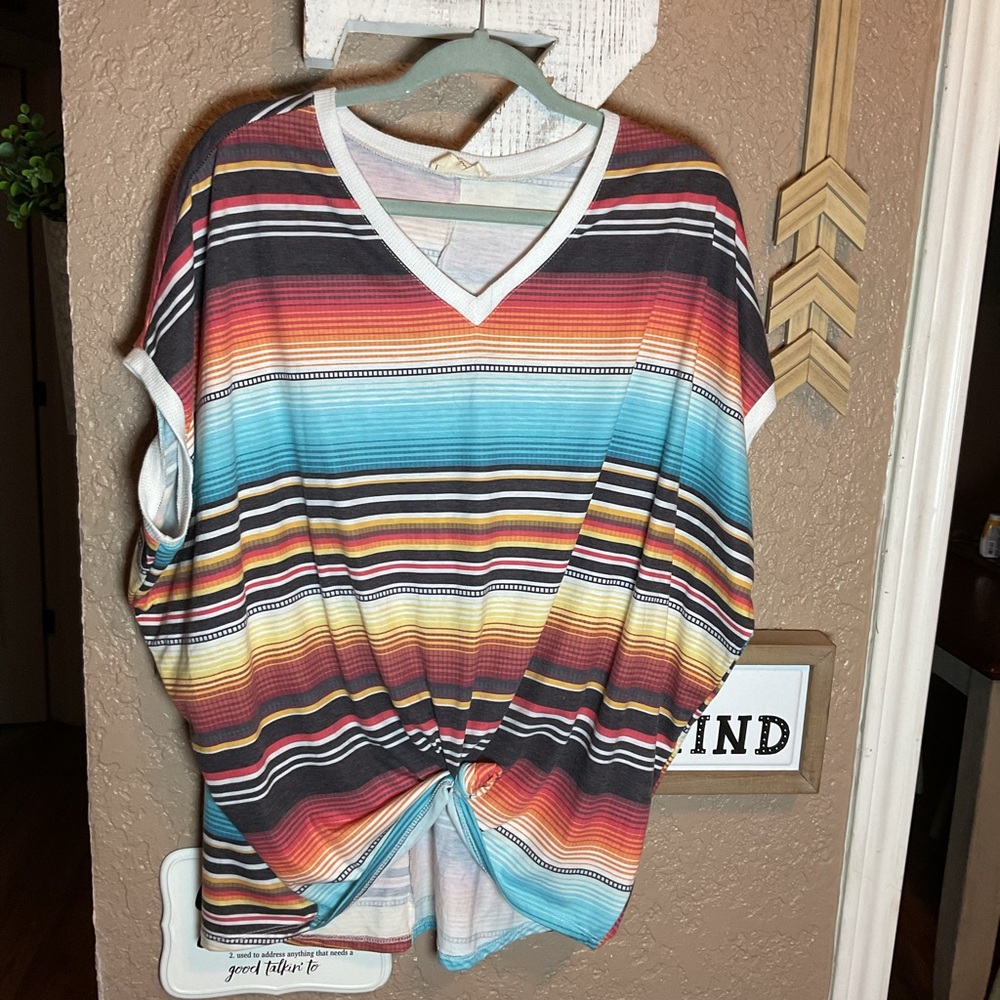 Avery Apparel Company Serape Striped V-Neck Relaxed Fit Top Women’s Size Large